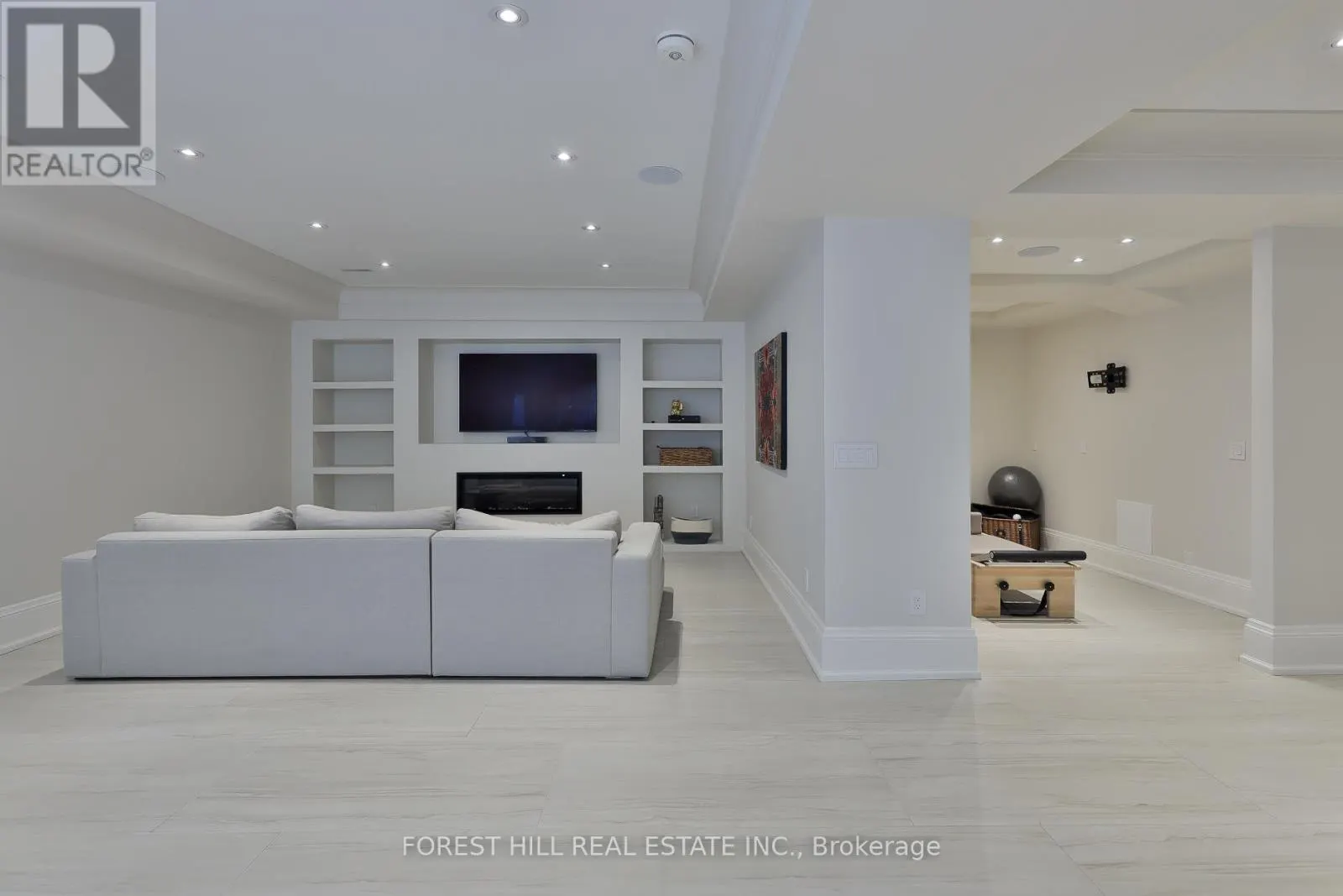 84 BOTFIELD AVENUE