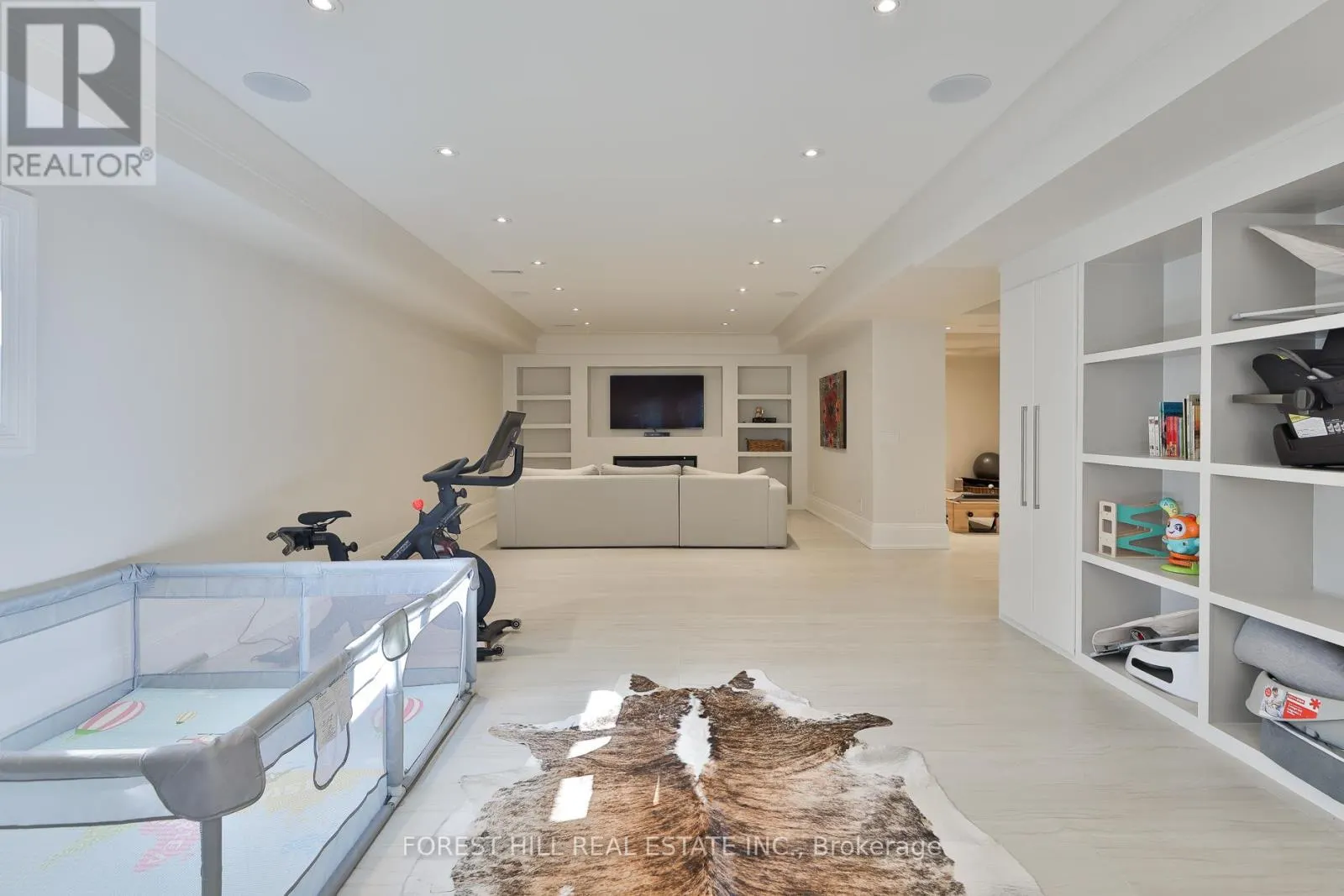 84 BOTFIELD AVENUE