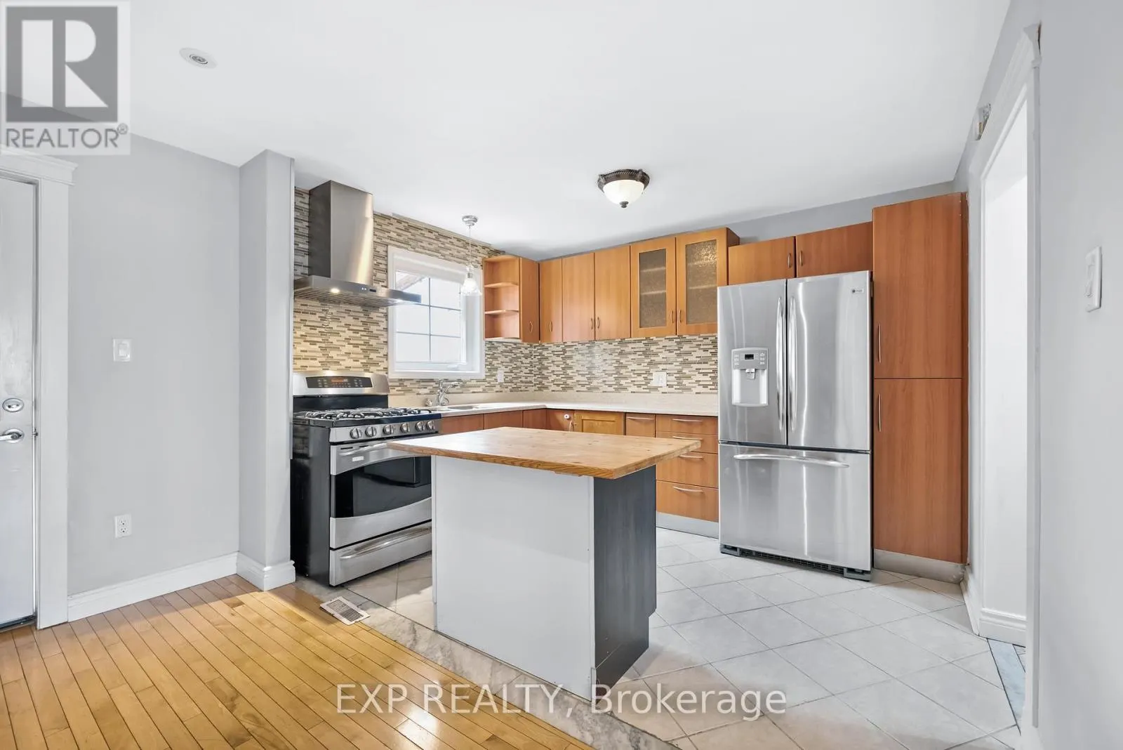 722 WESTON ROAD