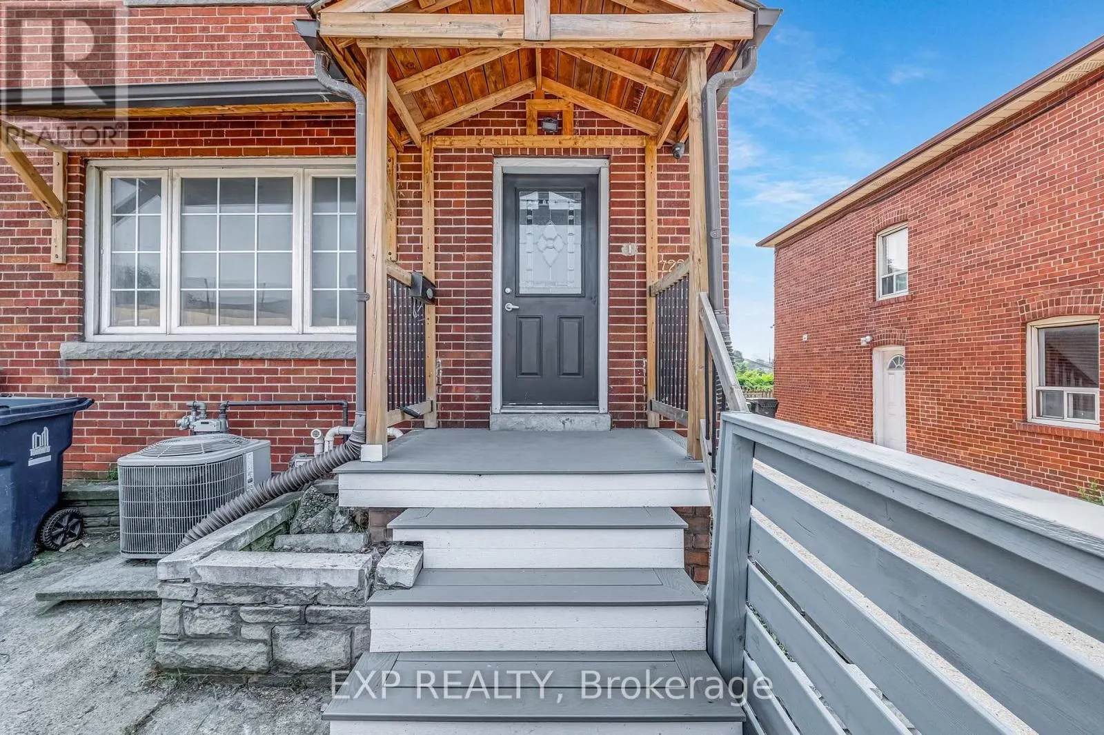 722 WESTON ROAD