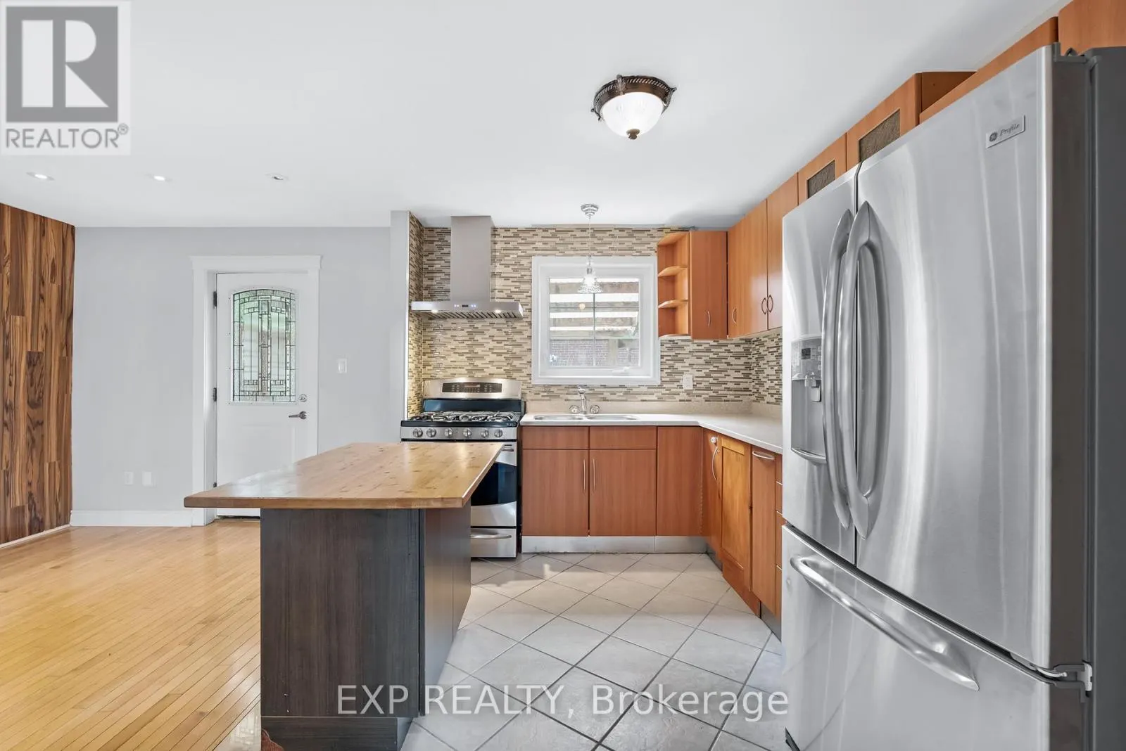 722 WESTON ROAD