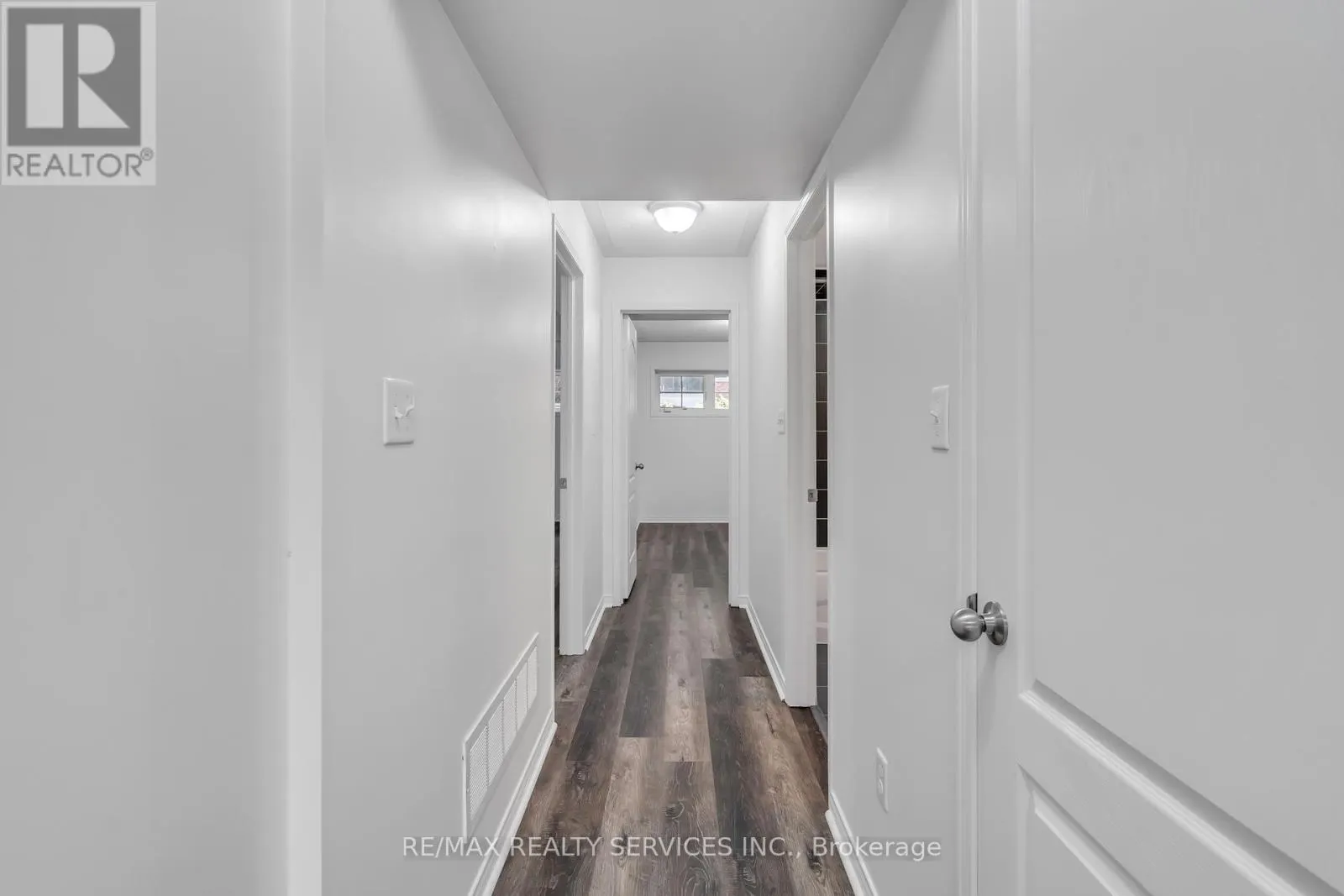 3 - 43 HAYS BOULEVARD