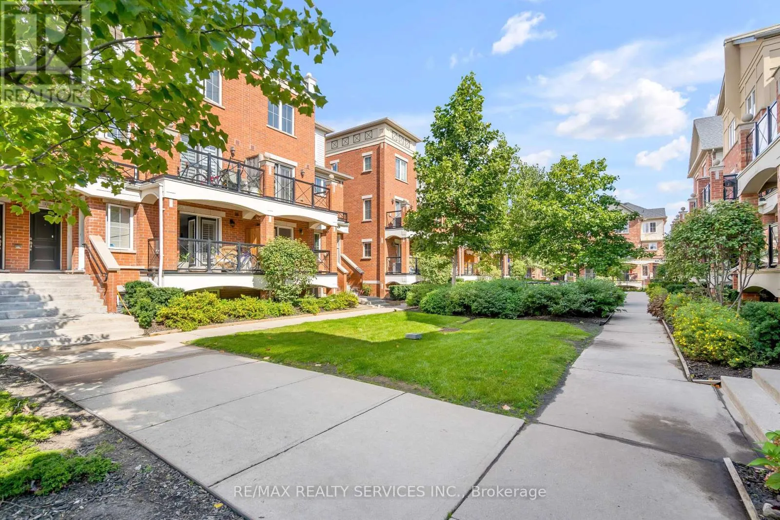 3 - 43 HAYS BOULEVARD
