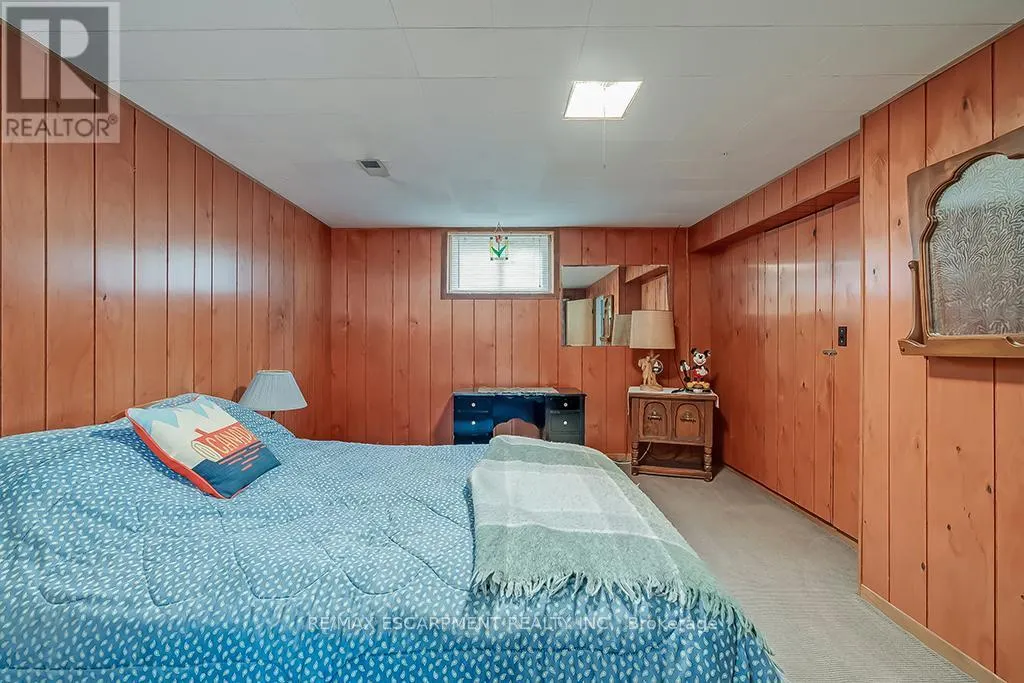 327 STRATHCONA DRIVE