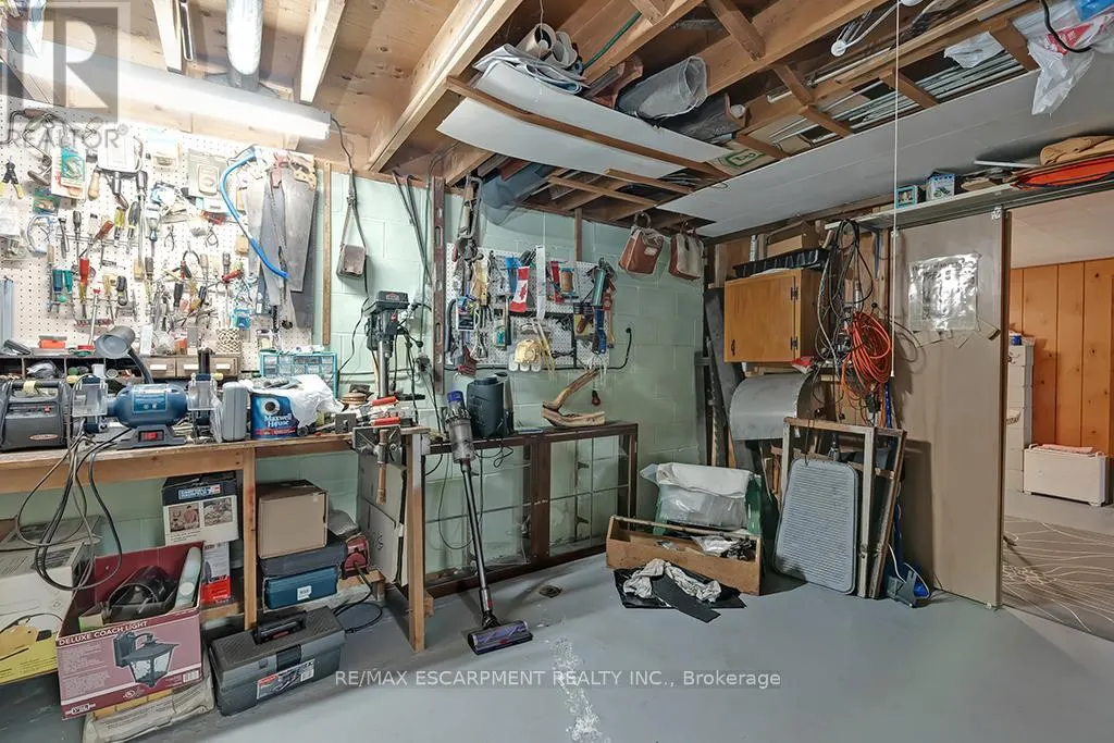 327 STRATHCONA DRIVE