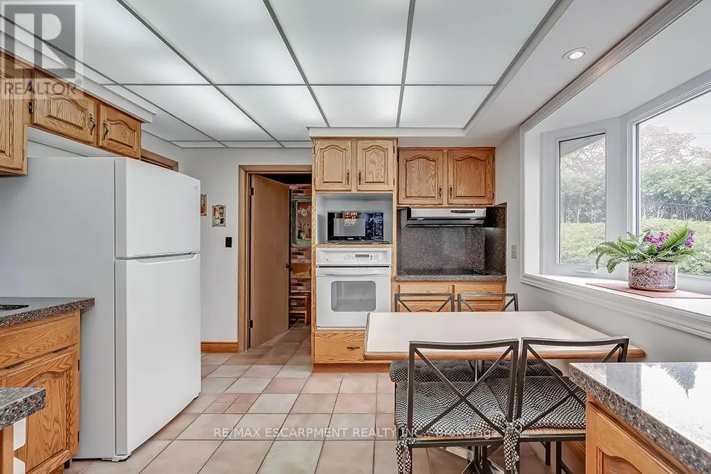 327 STRATHCONA DRIVE