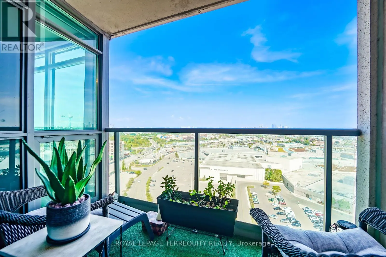 2209 - 235 SHERWAY GARDENS ROAD