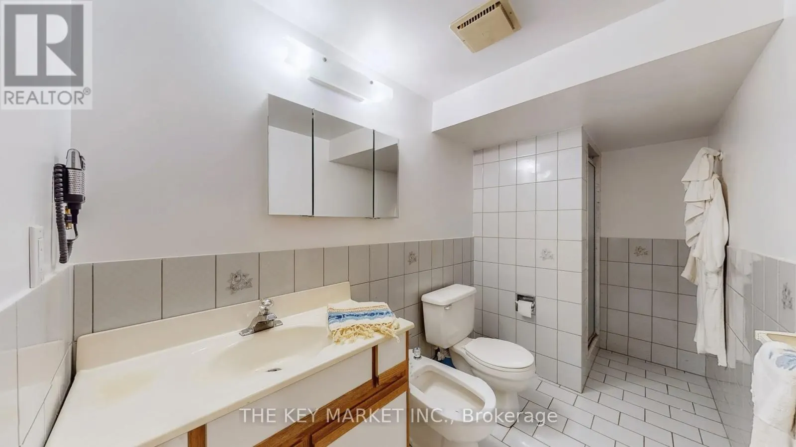 1277 TYNEBURN CRESCENT