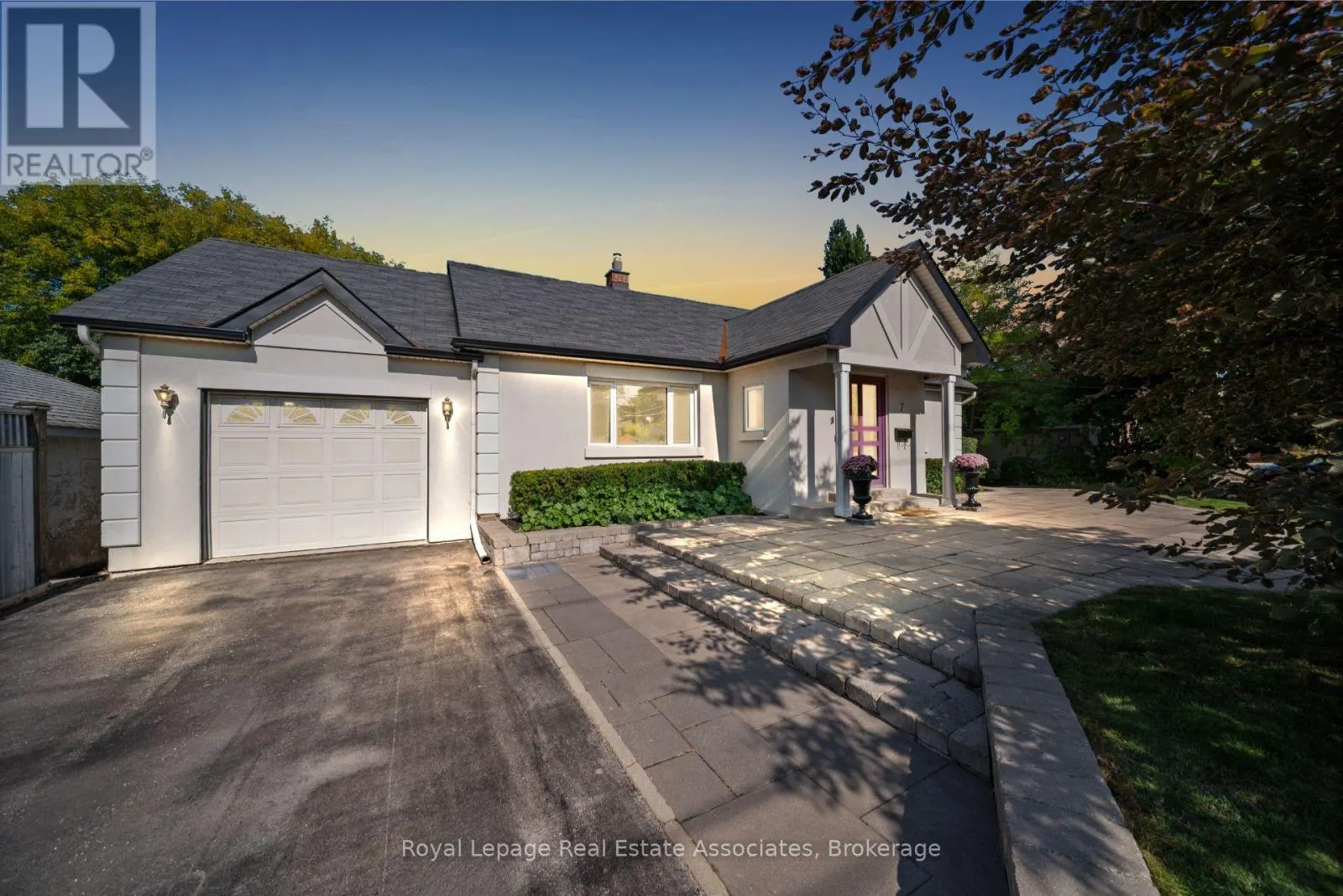 7 JOYMAR DRIVE