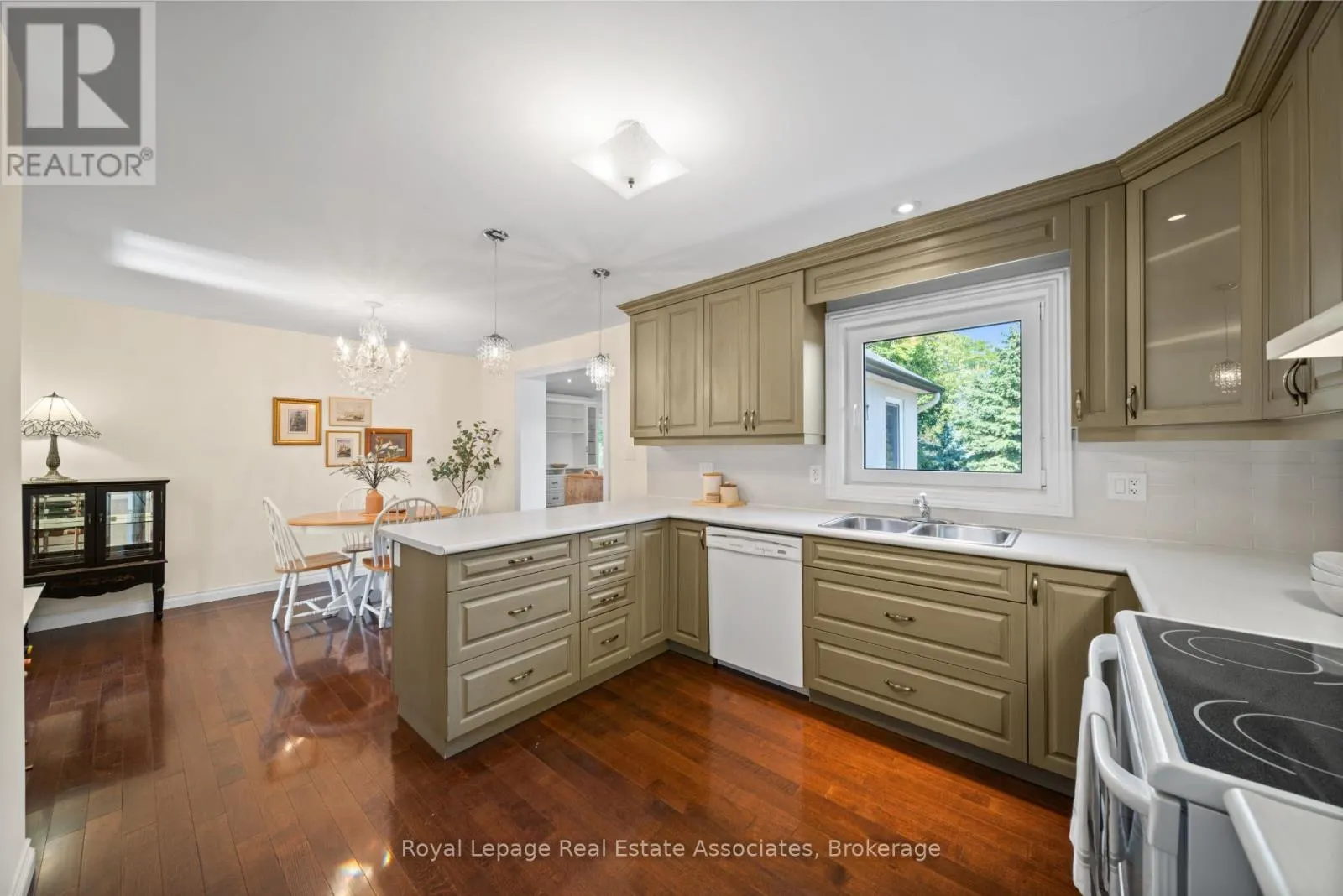 7 JOYMAR DRIVE