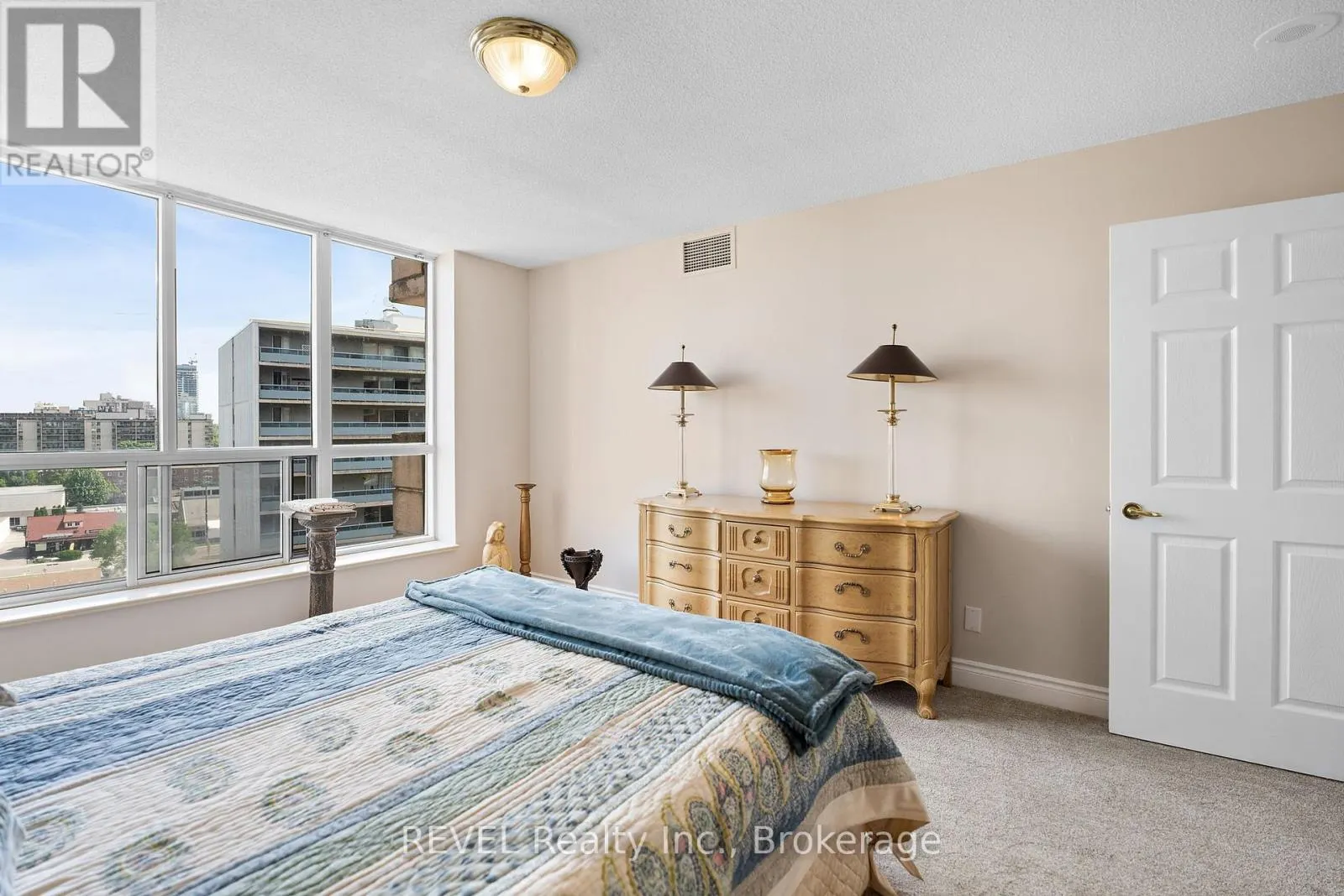 905 - 442 MAPLE AVENUE, #905