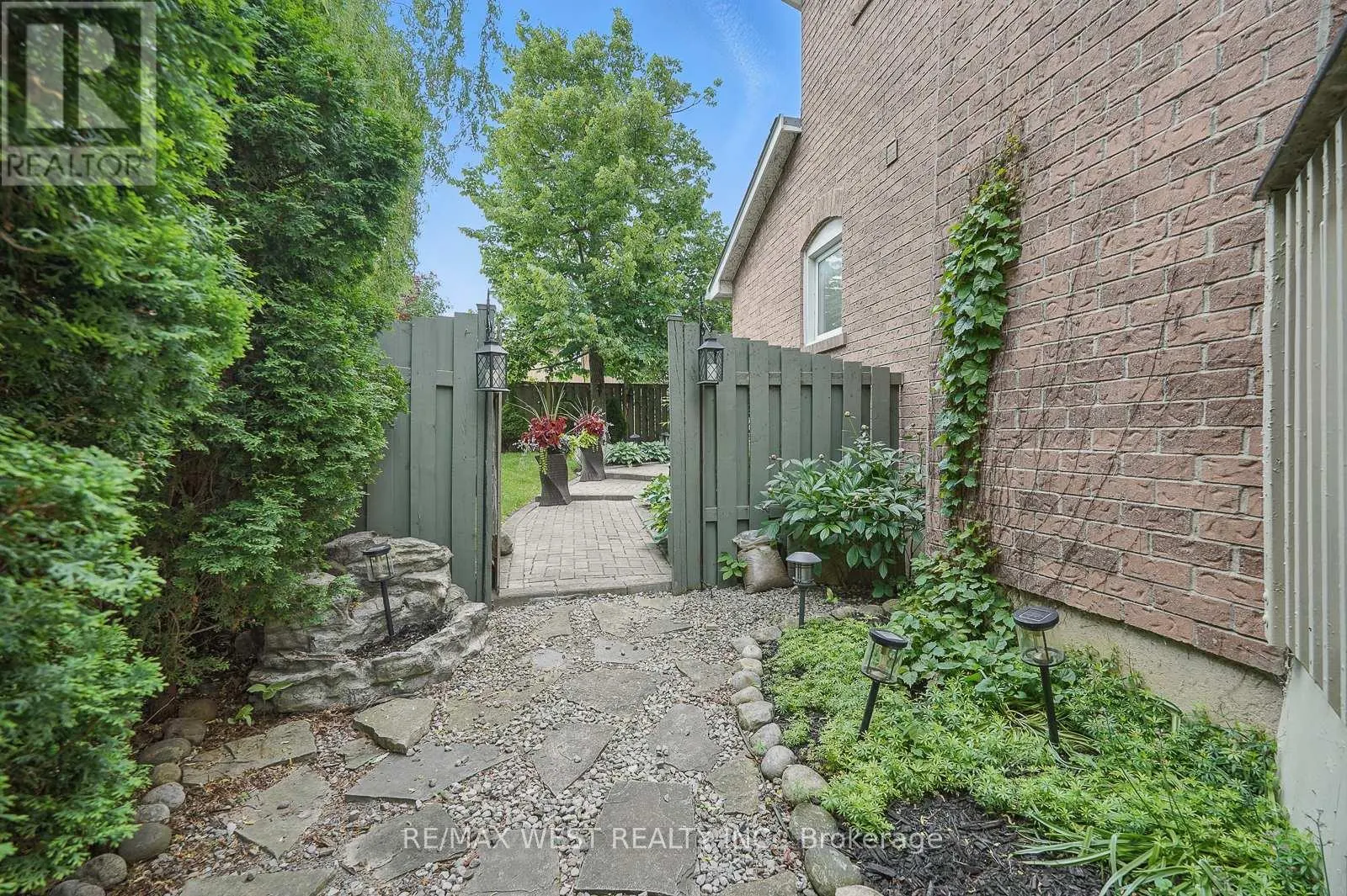 3060 ILOMAR COURT