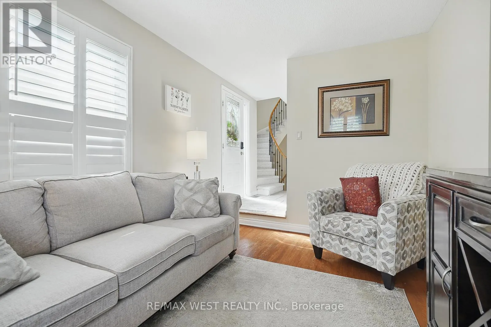 3060 ILOMAR COURT
