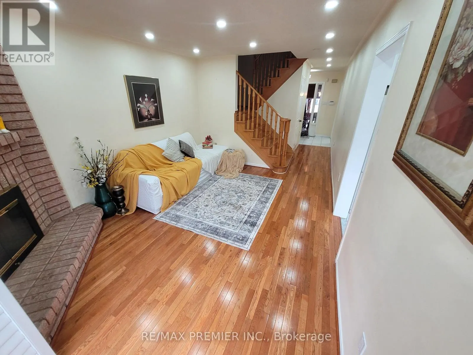 40 KENTUCKY DRIVE