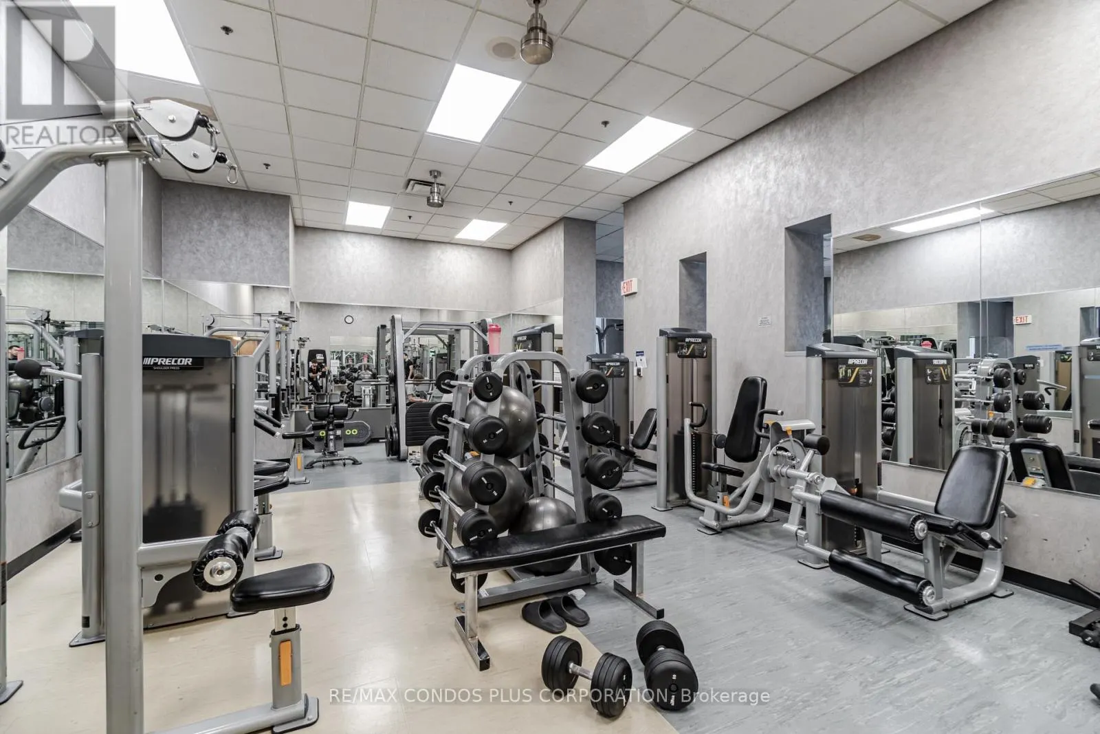 805 - 2045 LAKE SHORE BOULEVARD W