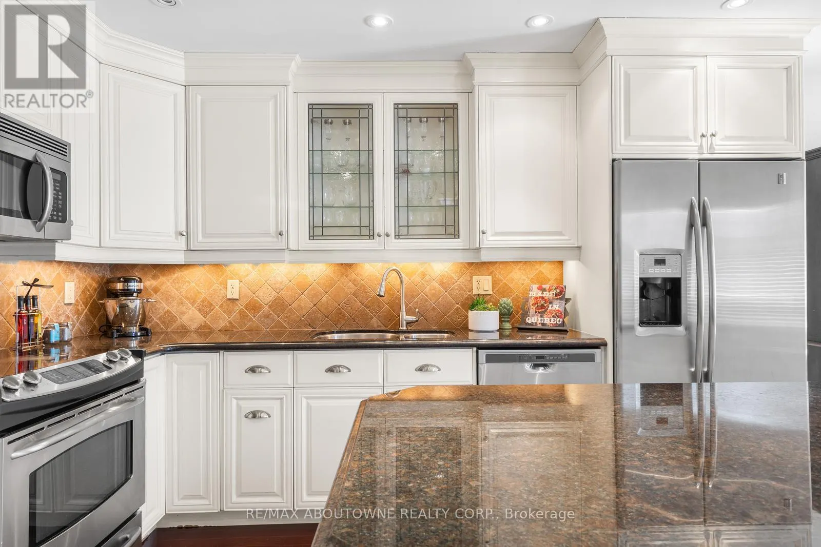 78 - 2205 SOUTH MILLWAY