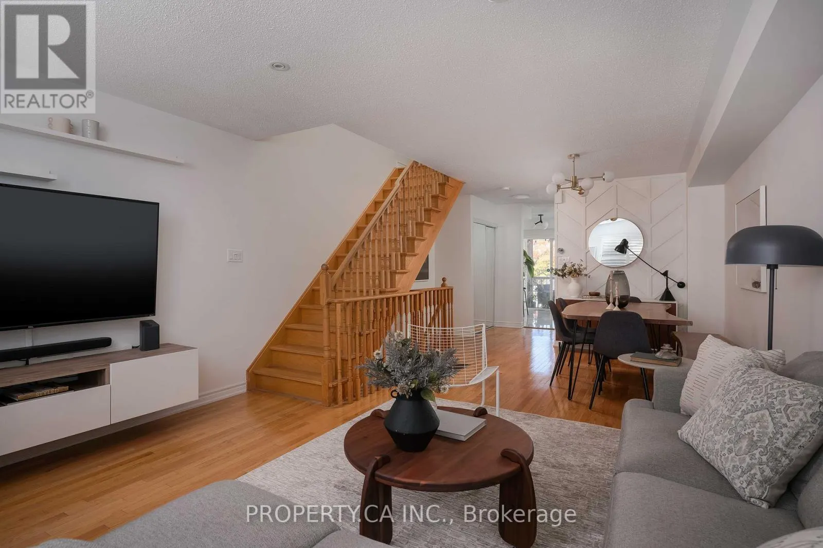 16 BRICKWORKS LANE