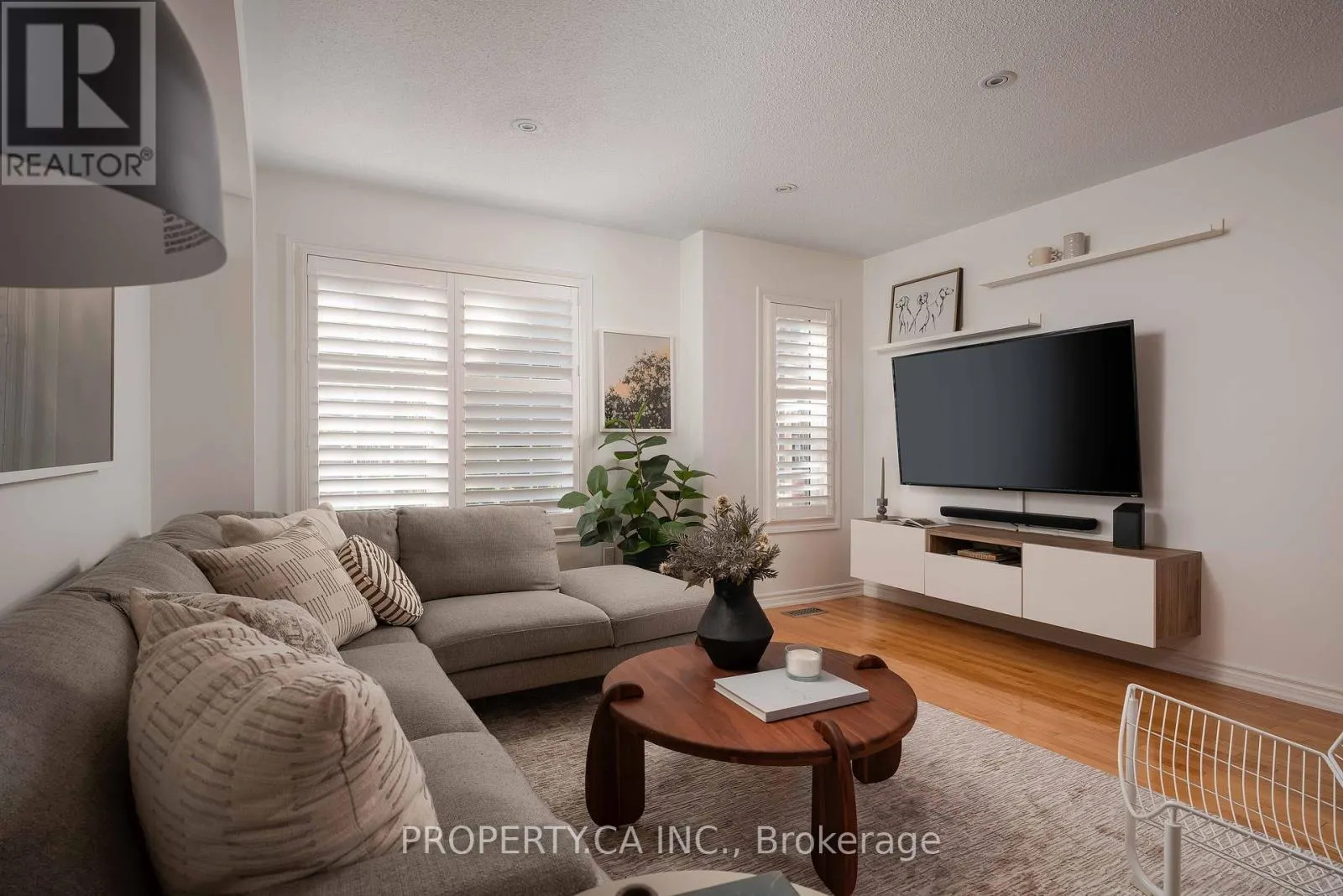 16 BRICKWORKS LANE