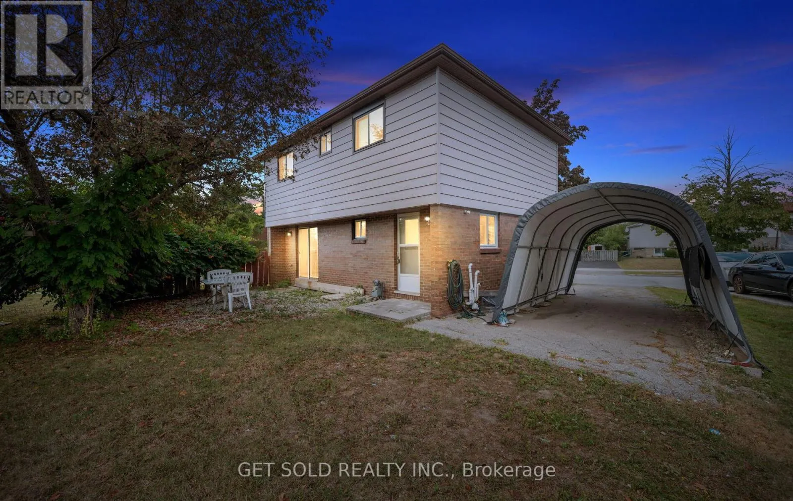 36 SHALOM CRESCENT