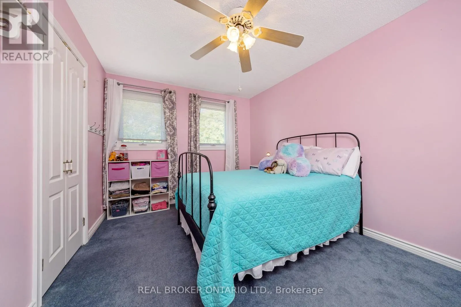 529 MOORELANDS CRESCENT