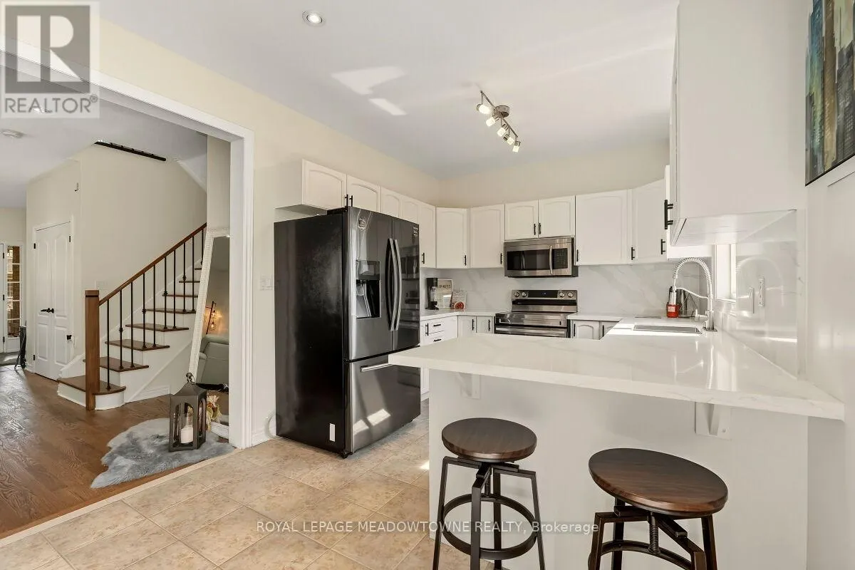 304 TEETZEL DRIVE