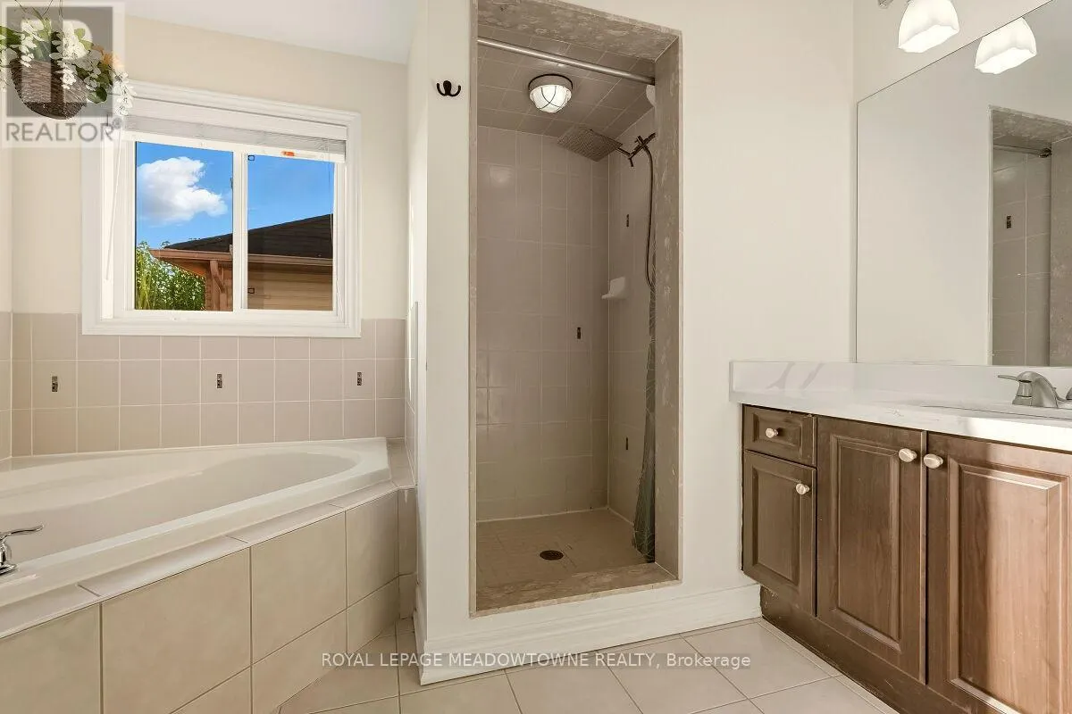 304 TEETZEL DRIVE