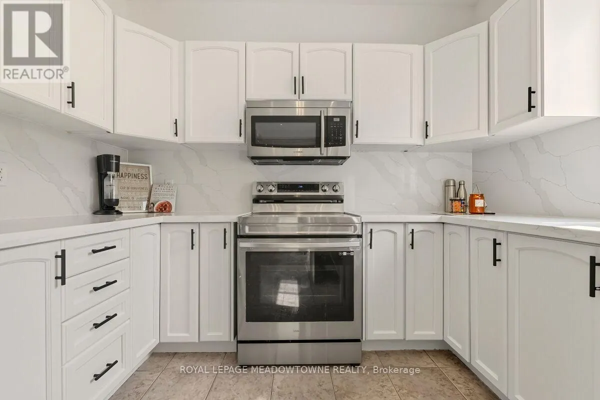304 TEETZEL DRIVE