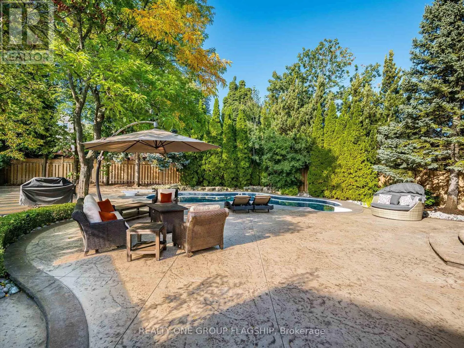 5290 HILTON COURT