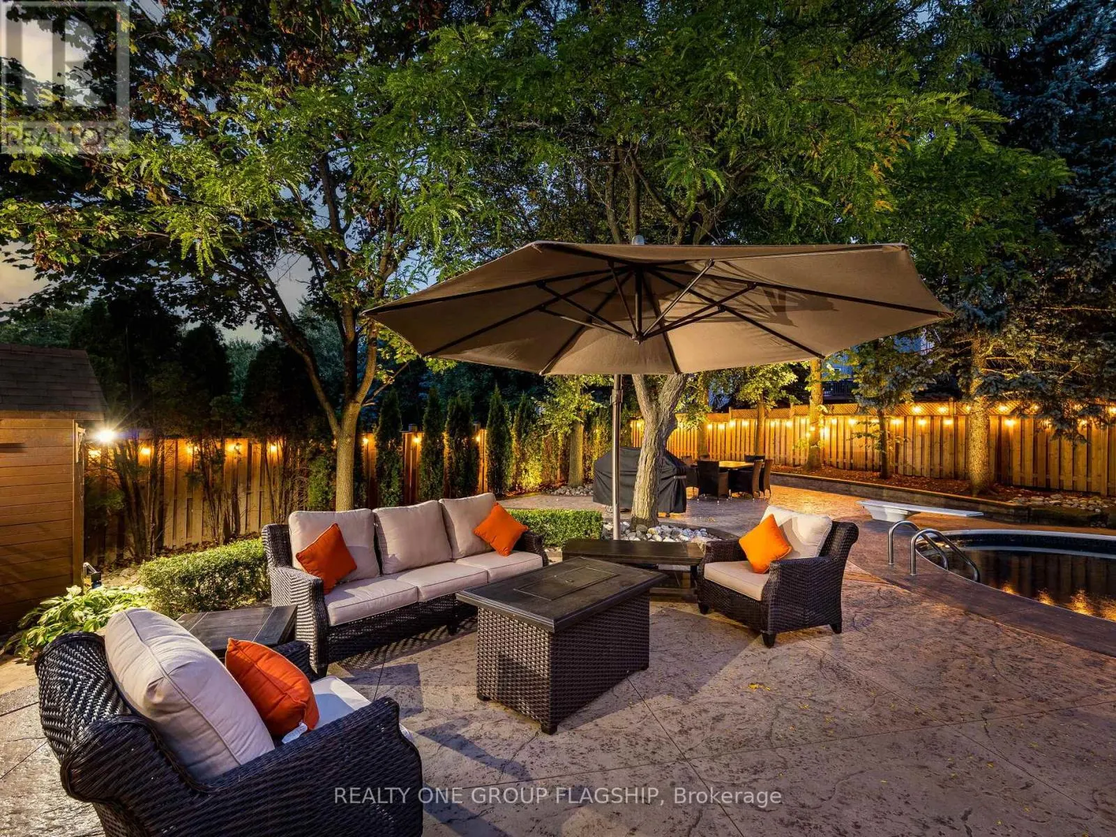 5290 HILTON COURT