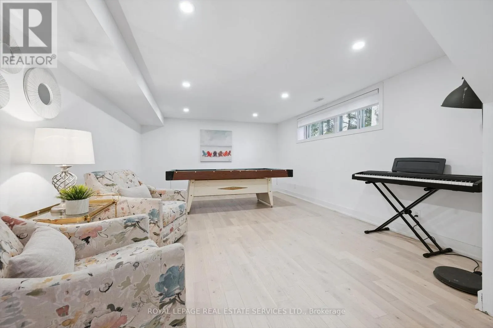 1 HILLAVON DRIVE