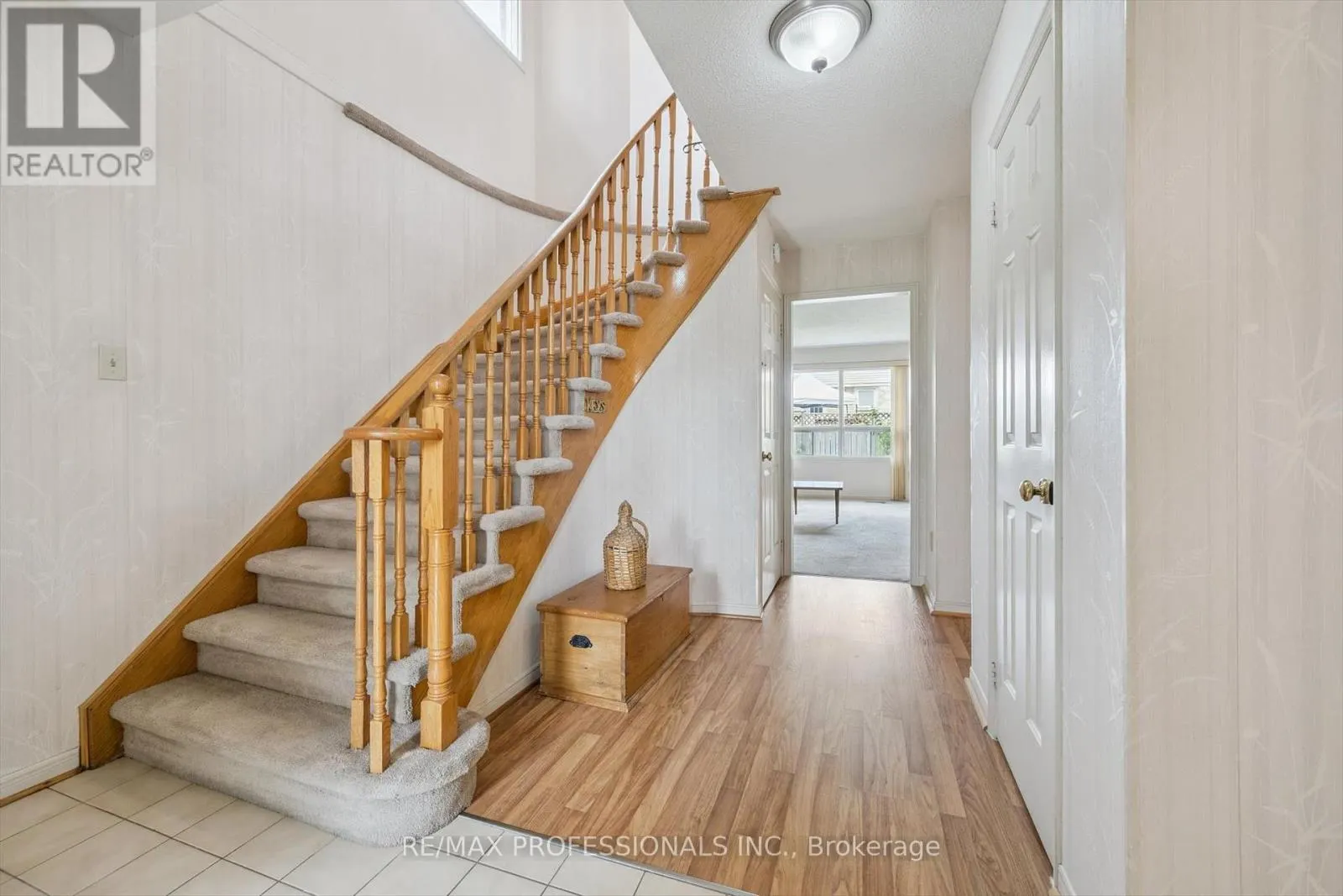 26 KILLARNEY COURT