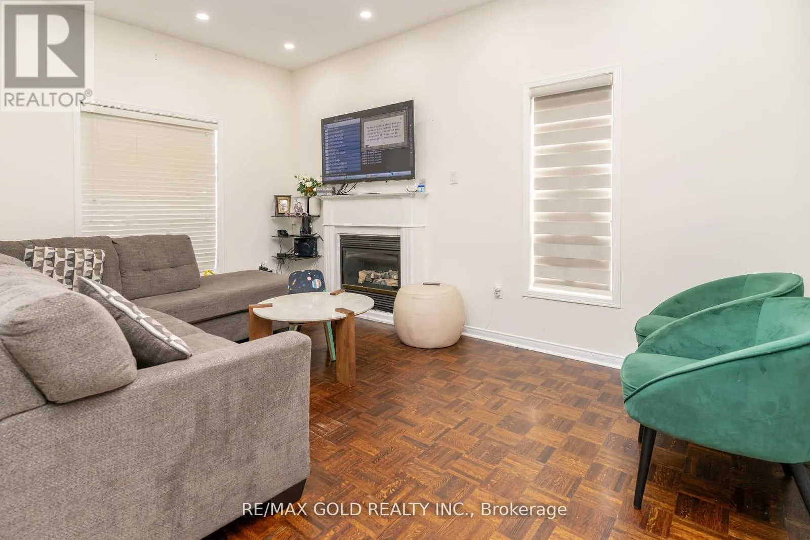 32 RUBYSILVER DRIVE