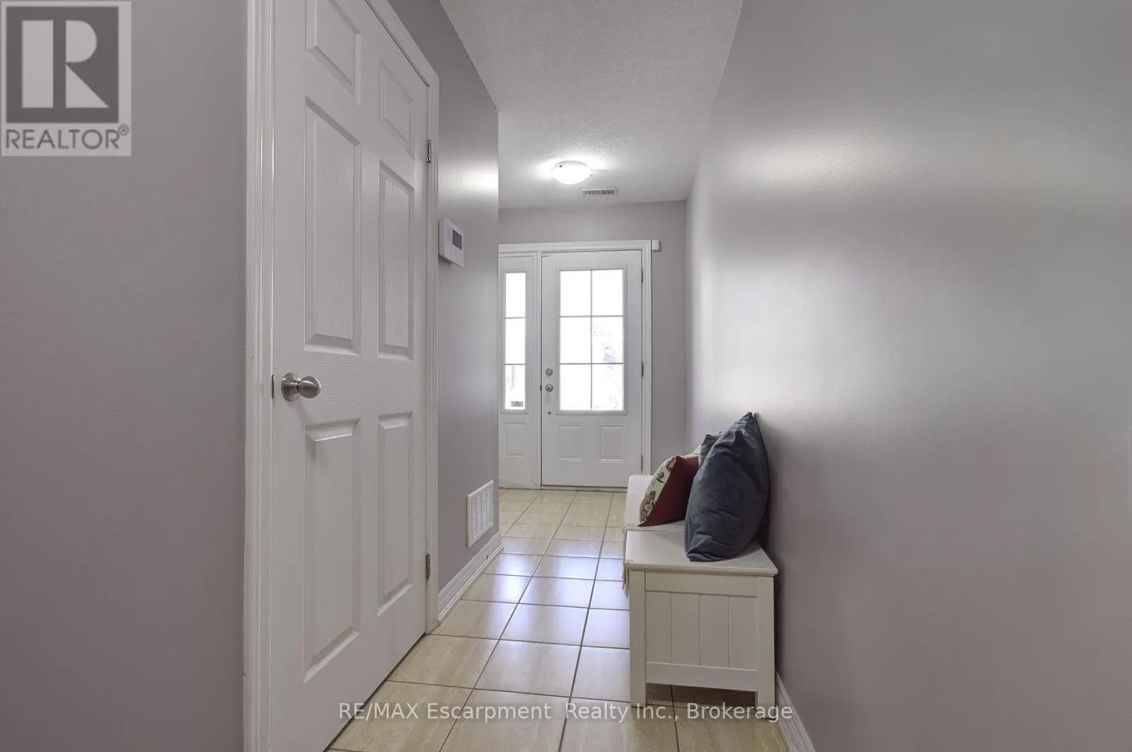 51 - 181 PLAINS ROAD W, #51