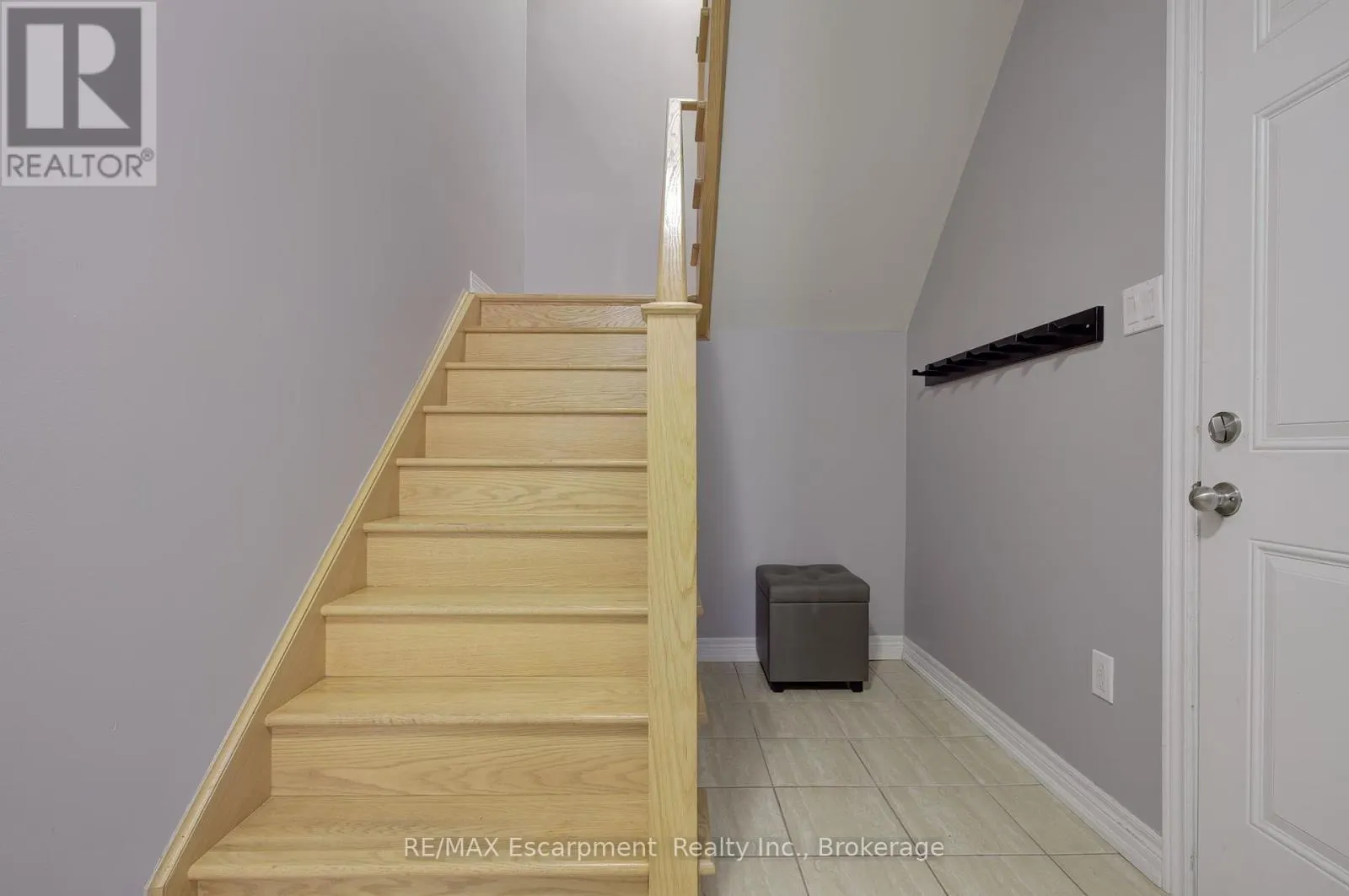 51 - 181 PLAINS ROAD W, #51