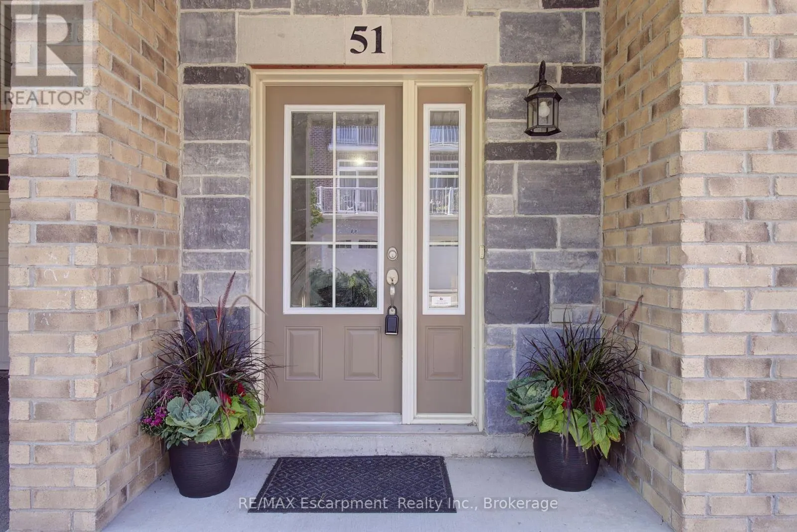 51 - 181 PLAINS ROAD W, #51