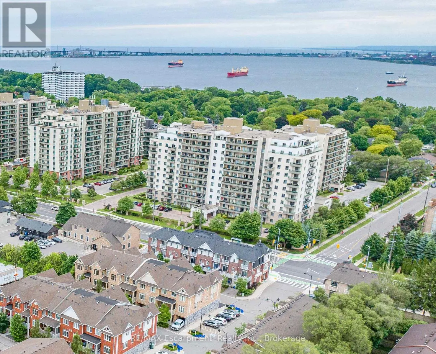 51 - 181 PLAINS ROAD W, #51