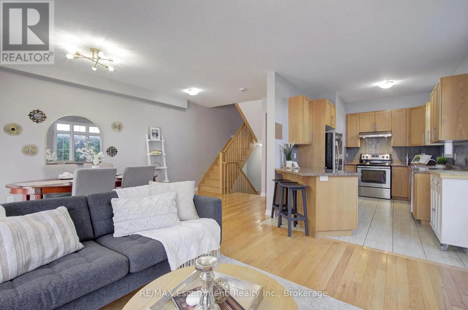 51 - 181 PLAINS ROAD W, #51