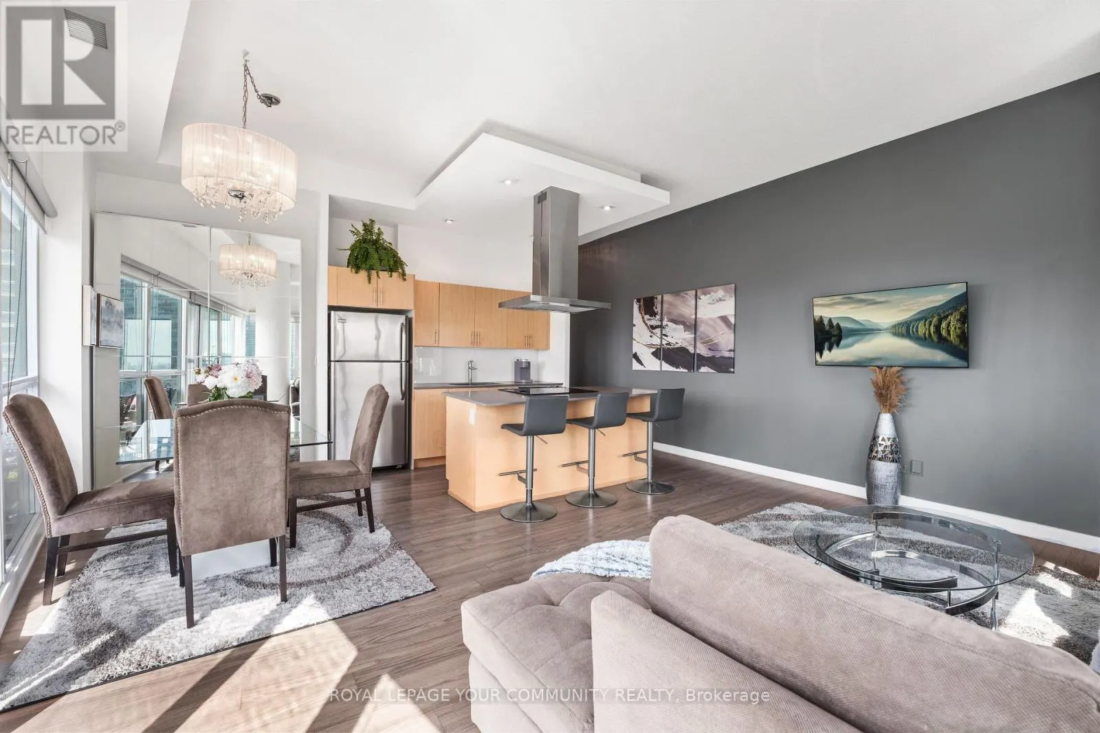 1226 - 165 LEGION ROAD N