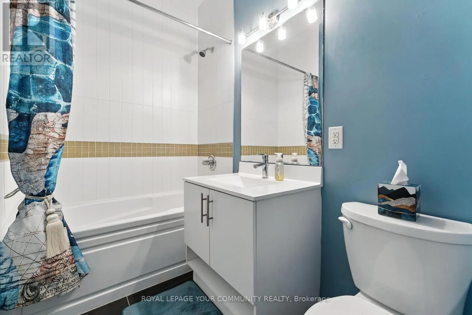 1226 - 165 LEGION ROAD N