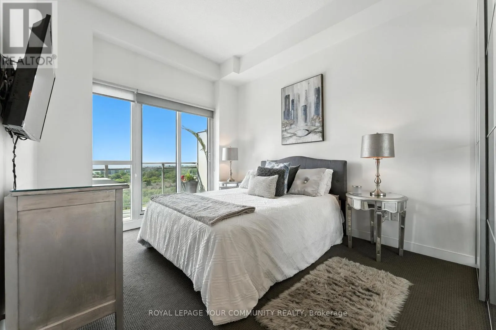 1226 - 165 LEGION ROAD N