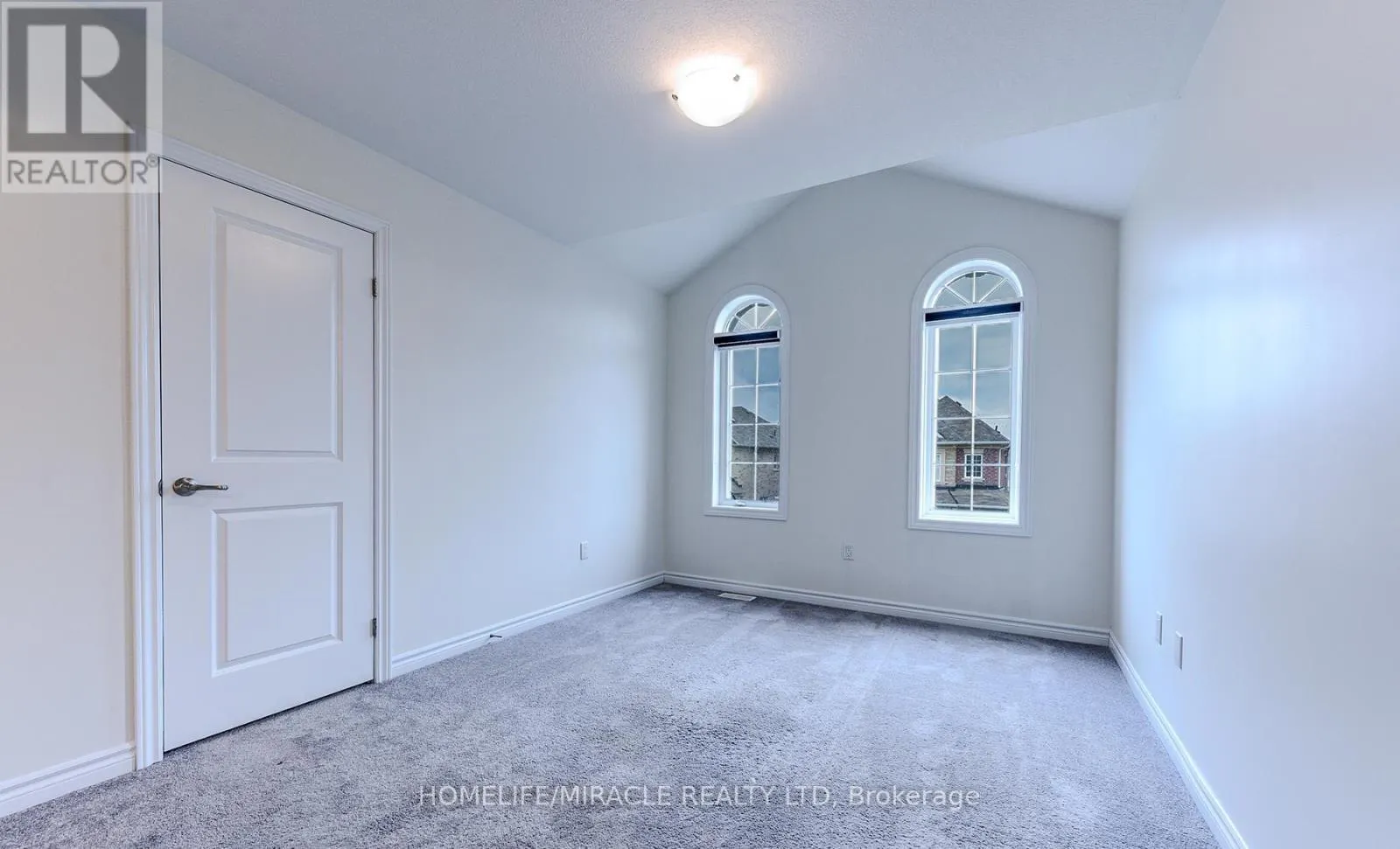 61 BUCKSAW STREET