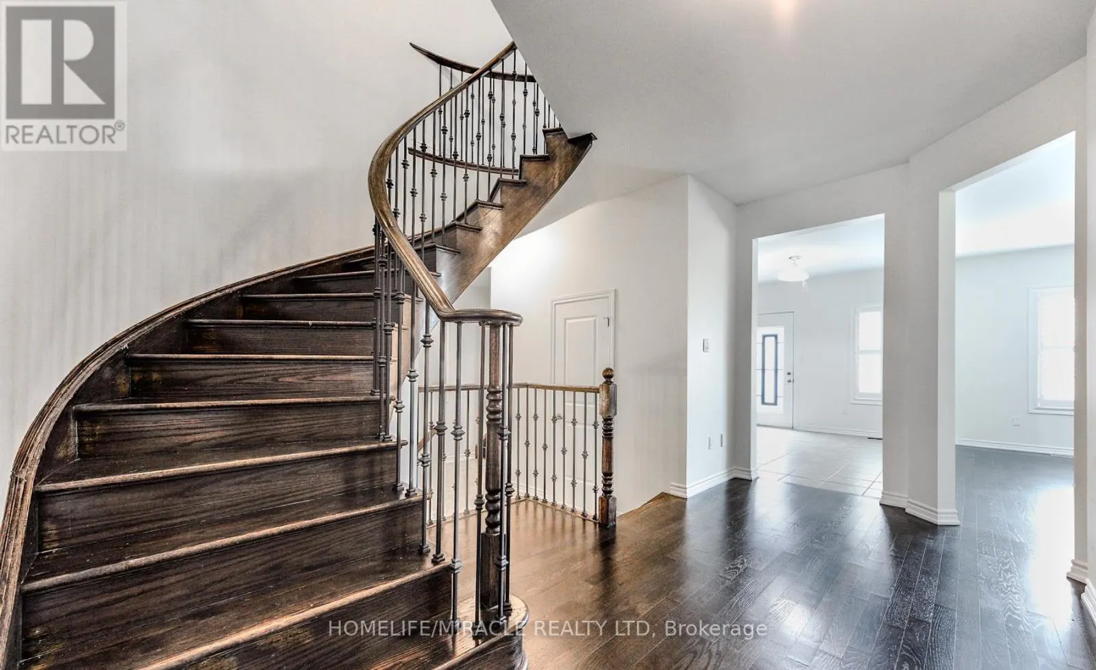 61 BUCKSAW STREET