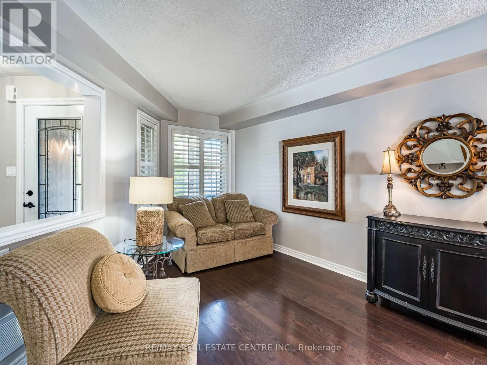 137 MOWAT CRESCENT