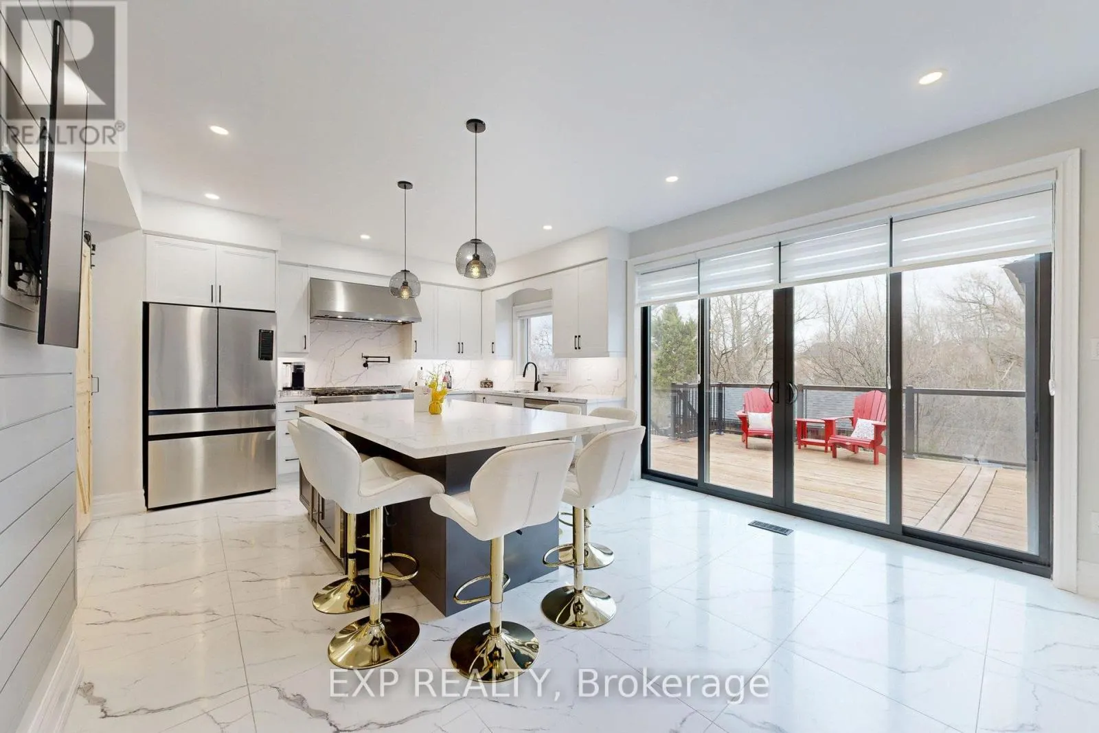 100 DELLS CRESCENT
