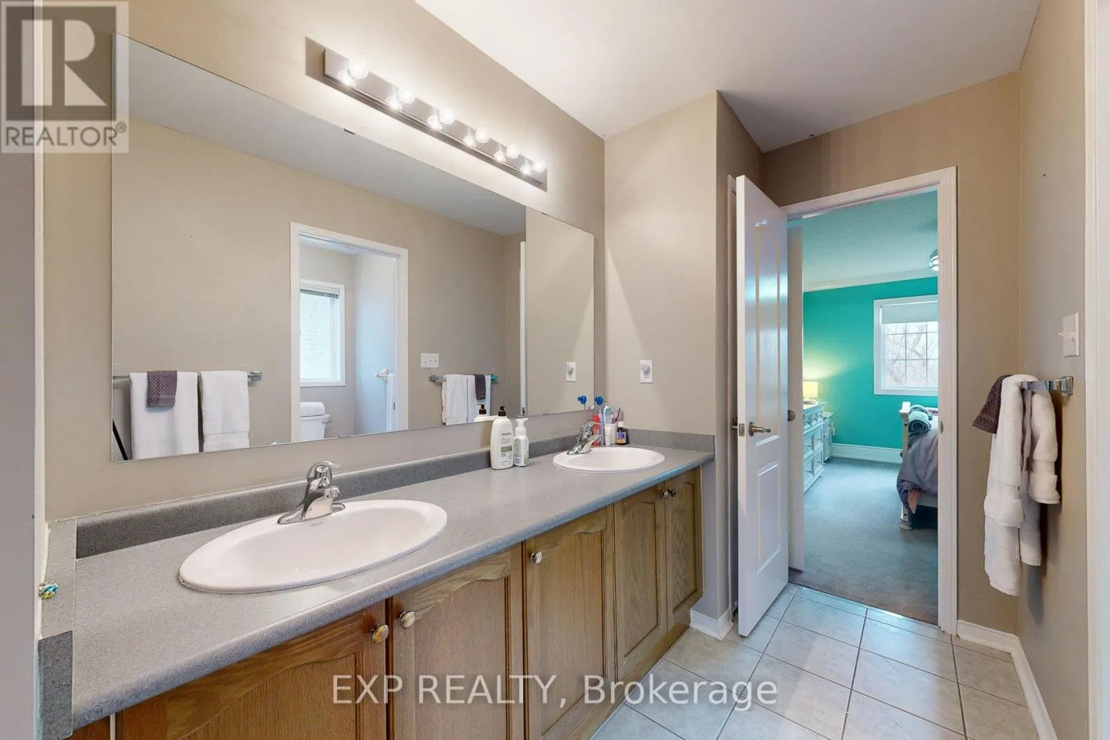 100 DELLS CRESCENT