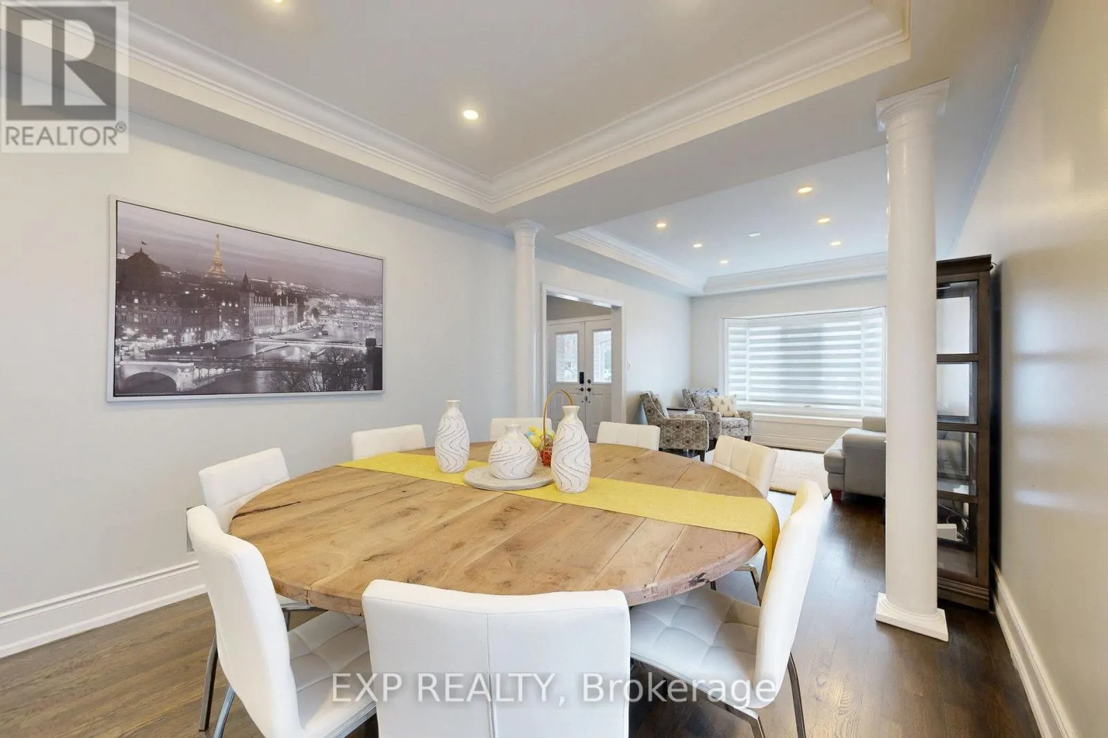 100 DELLS CRESCENT