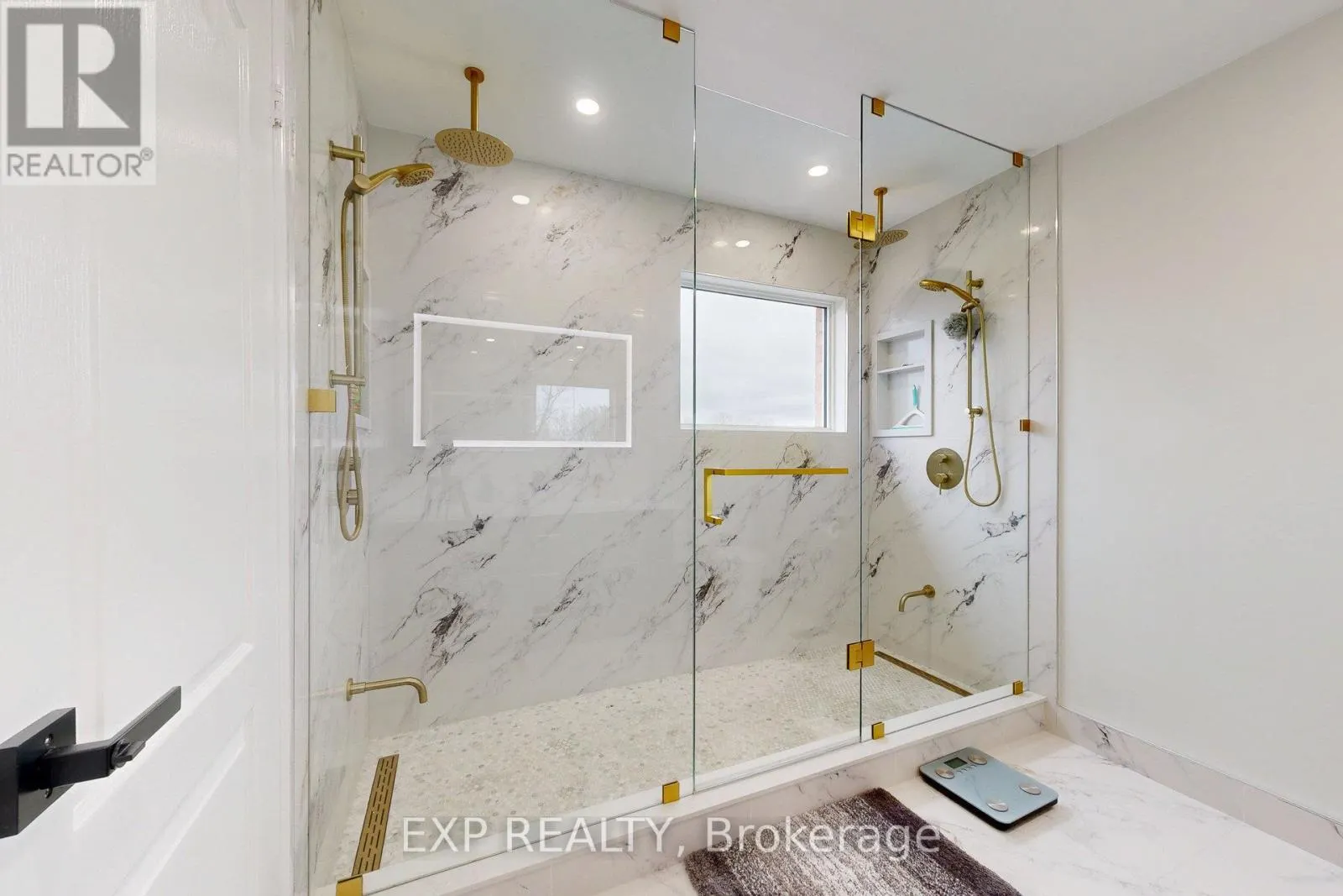 100 DELLS CRESCENT