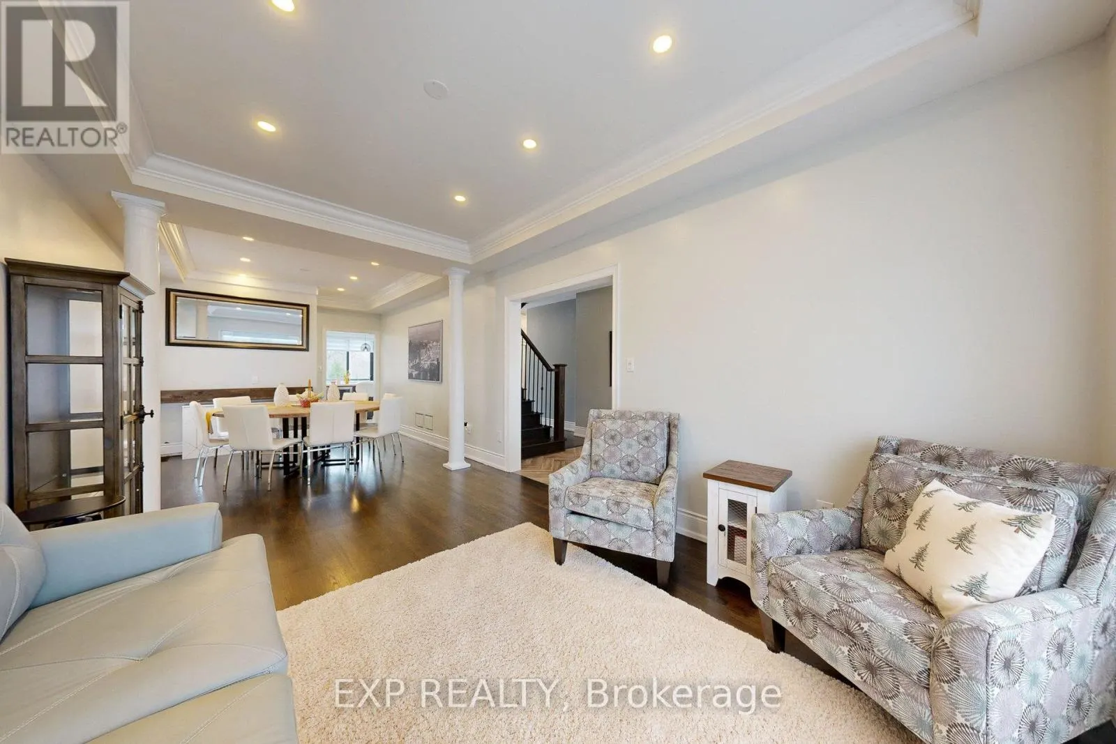 100 DELLS CRESCENT