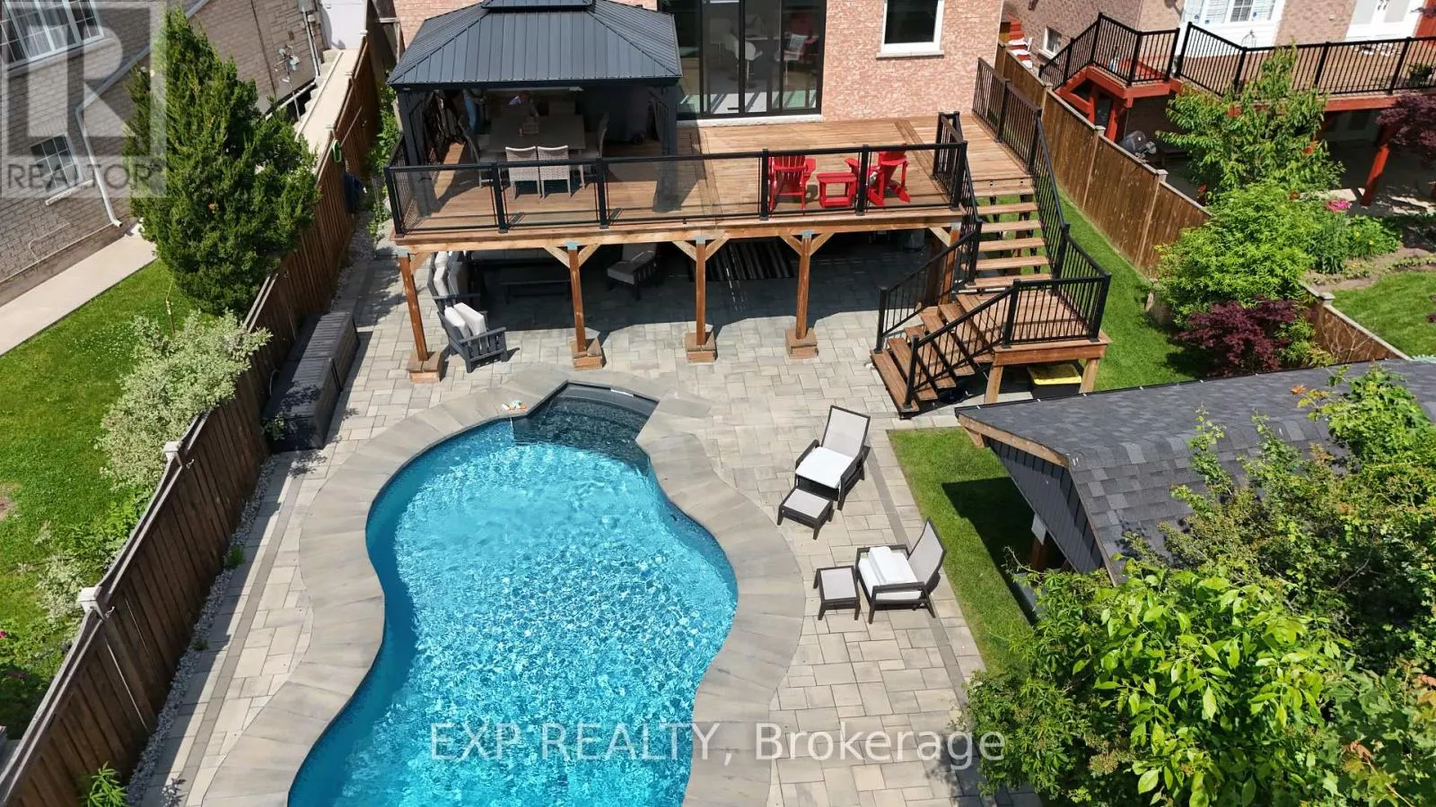100 DELLS CRESCENT