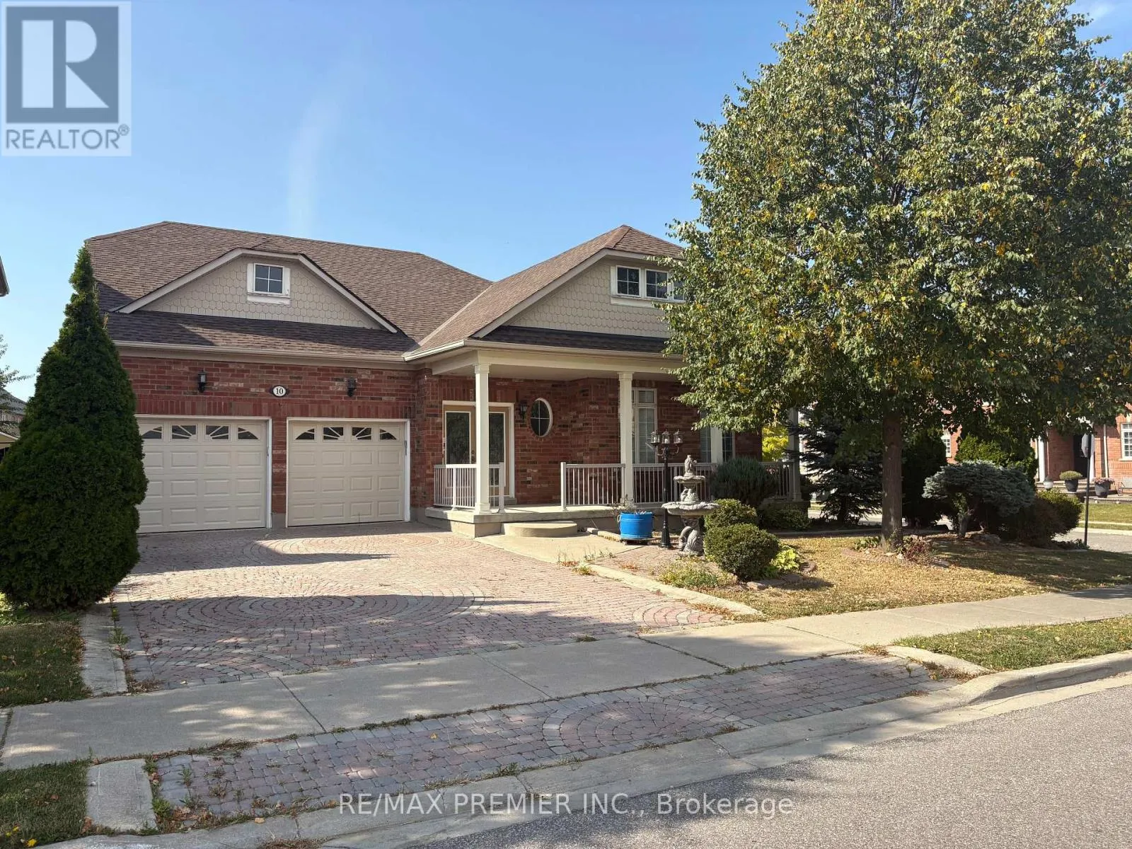 10 LEPARC ROAD
